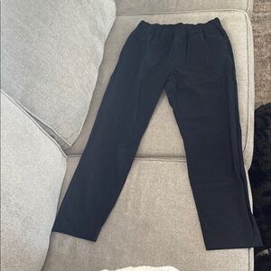 Vuori Women's Black Joggers